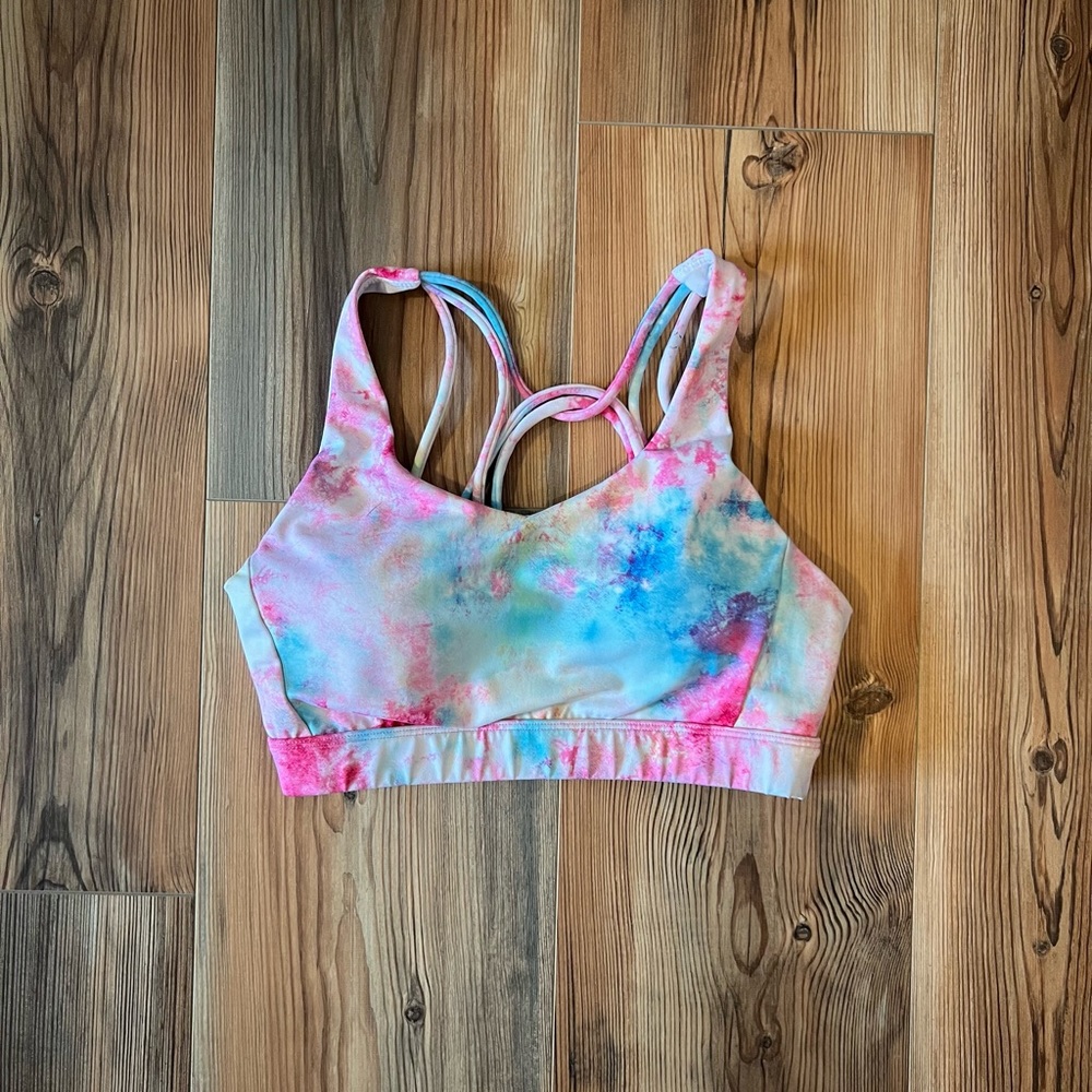 Curves N Combatboots Tie dye sports bra